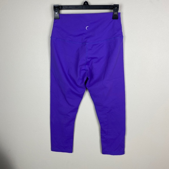 Zyia Purple Ascend Hi-Rise Capri - Size 8-10 - Picture 4 of 6